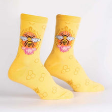 Load image into Gallery viewer, WOMEN'S CREW- QUEEN BEE